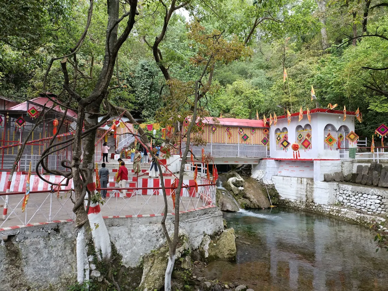 temple_hCYV74Nx_202506101625260
